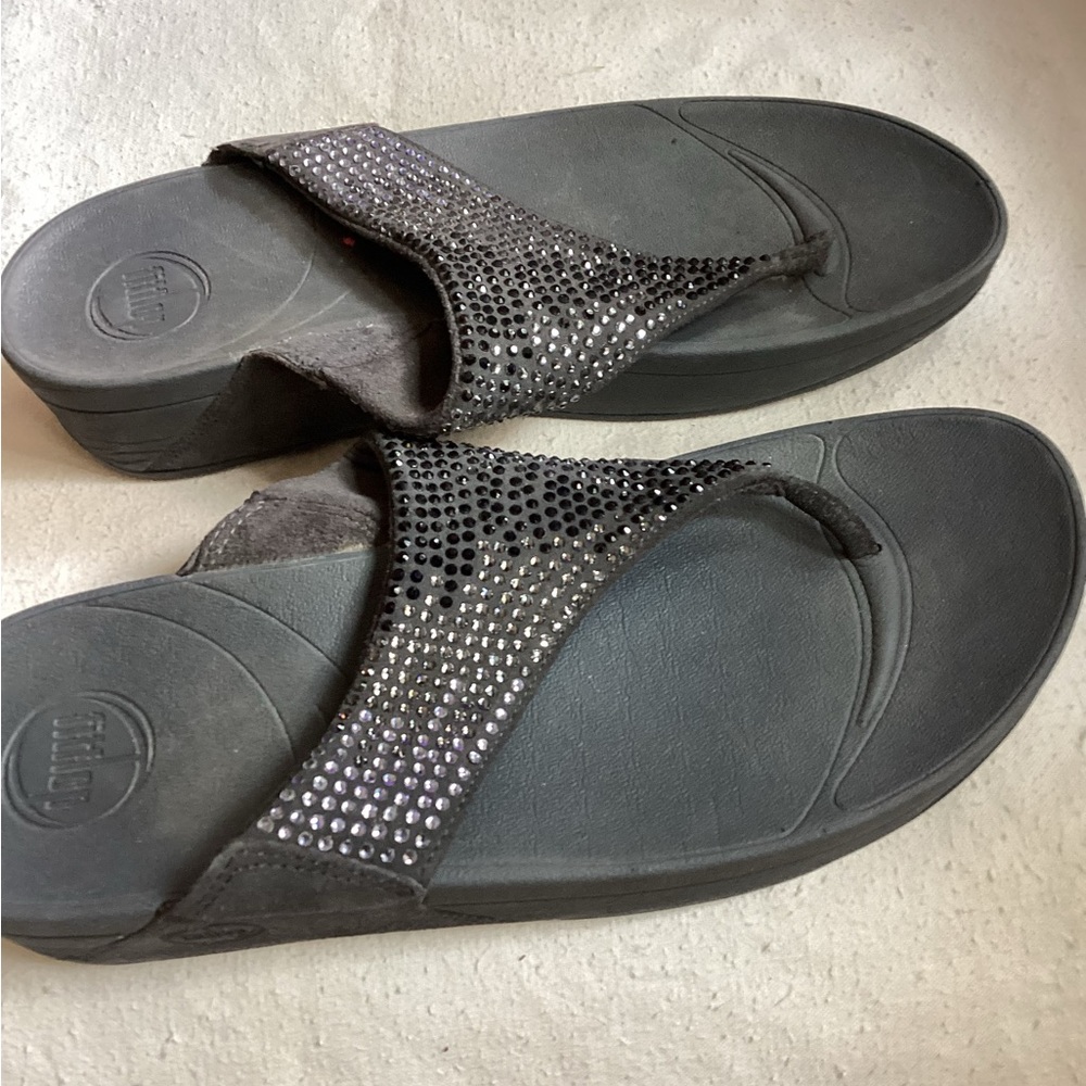 Women’s Fitflop Grey  Rhinestone Sandals- Size 9- Pre-owned - Picture 5 of 7